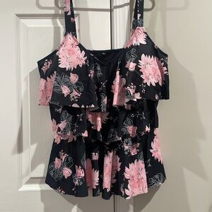 ⭐️Floral Ruffle Swimsuit Set Size 2XL NWT!